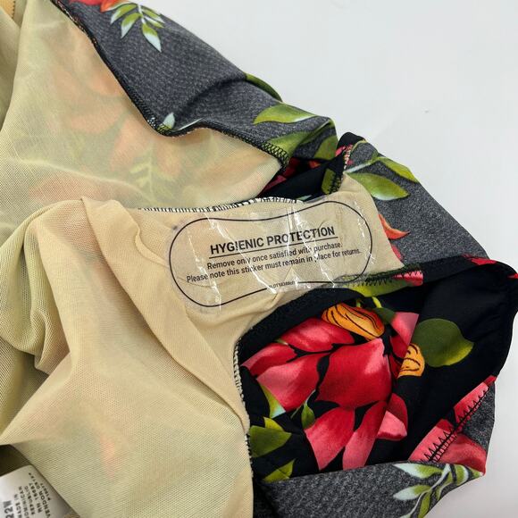 Swim 365 One Piece Swimsuit Black Red Floral Size 22W - Picture 8 of 12